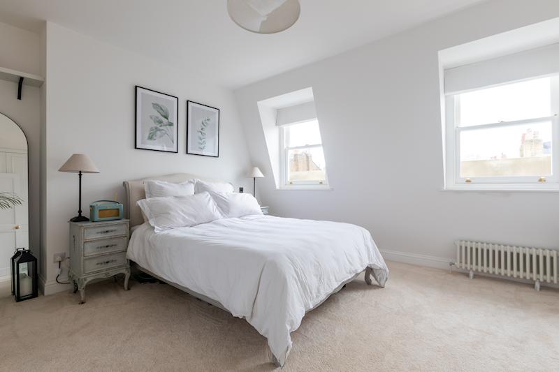 L-shaped Mansard Loft Conversion in Stoke Newington